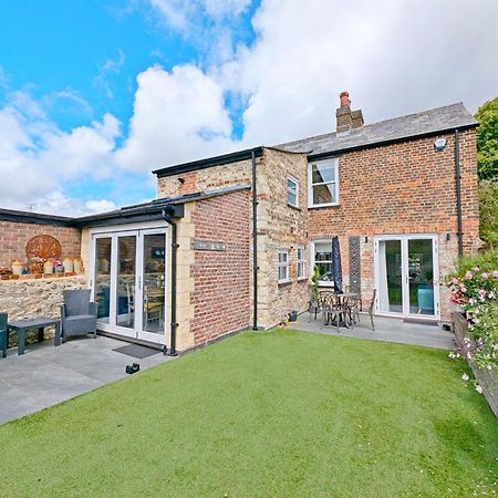 Four Priory Road, チチェスター エクステリア 写真